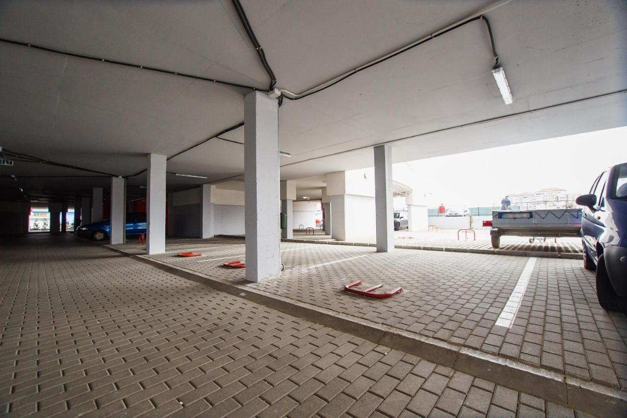 Azur Paradise Near City Center Oradea Εξωτερικό φωτογραφία